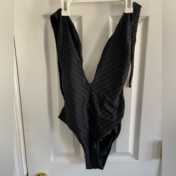Peixoto black one piece swimsuit size M - Picture 1 of 4
